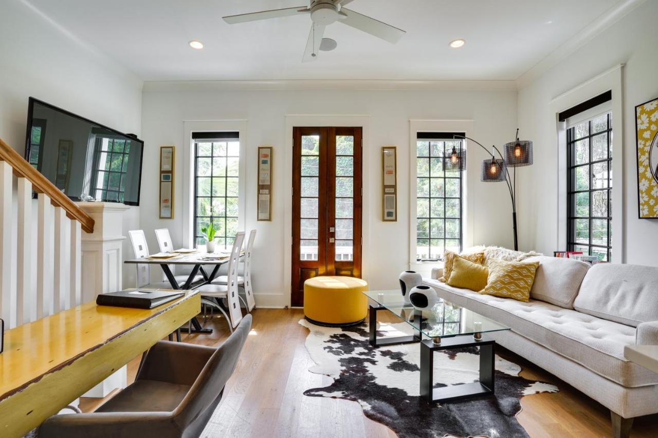 Lovely Mt Pleasant Townhouse With Location! *