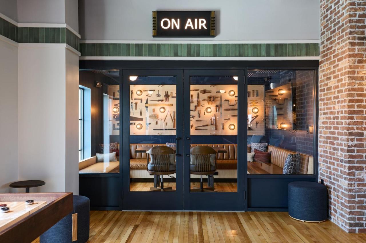 Moxy Downtown Hotel Charleston