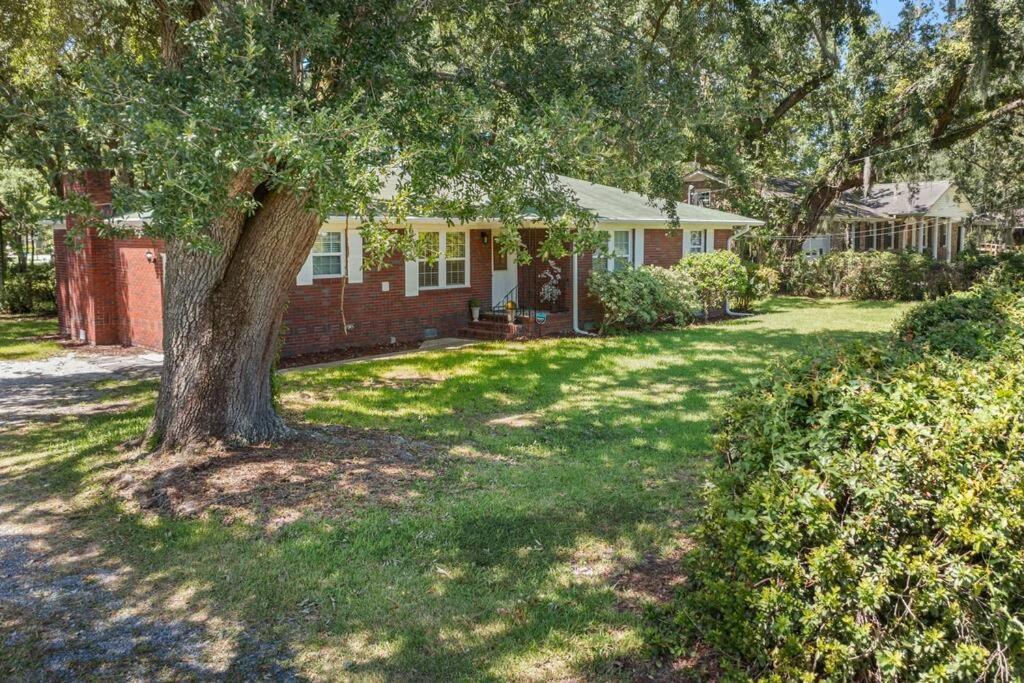 The Oak House Holiday home Charleston