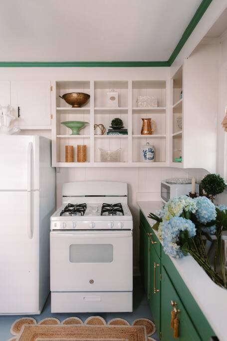 The Grand Millennial In Downtown Holiday home