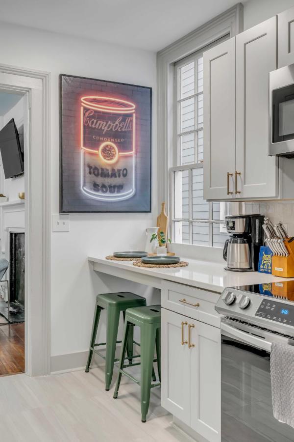 The Palmetto House B- Walk To King Street Apartment