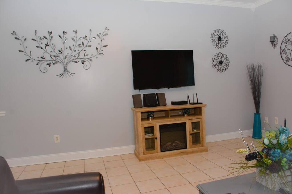 Scenic Carolina Waterfront - Arco Holiday home *