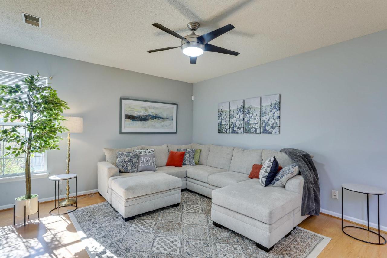 Holiday home North Near Shopping And Dining! Charleston