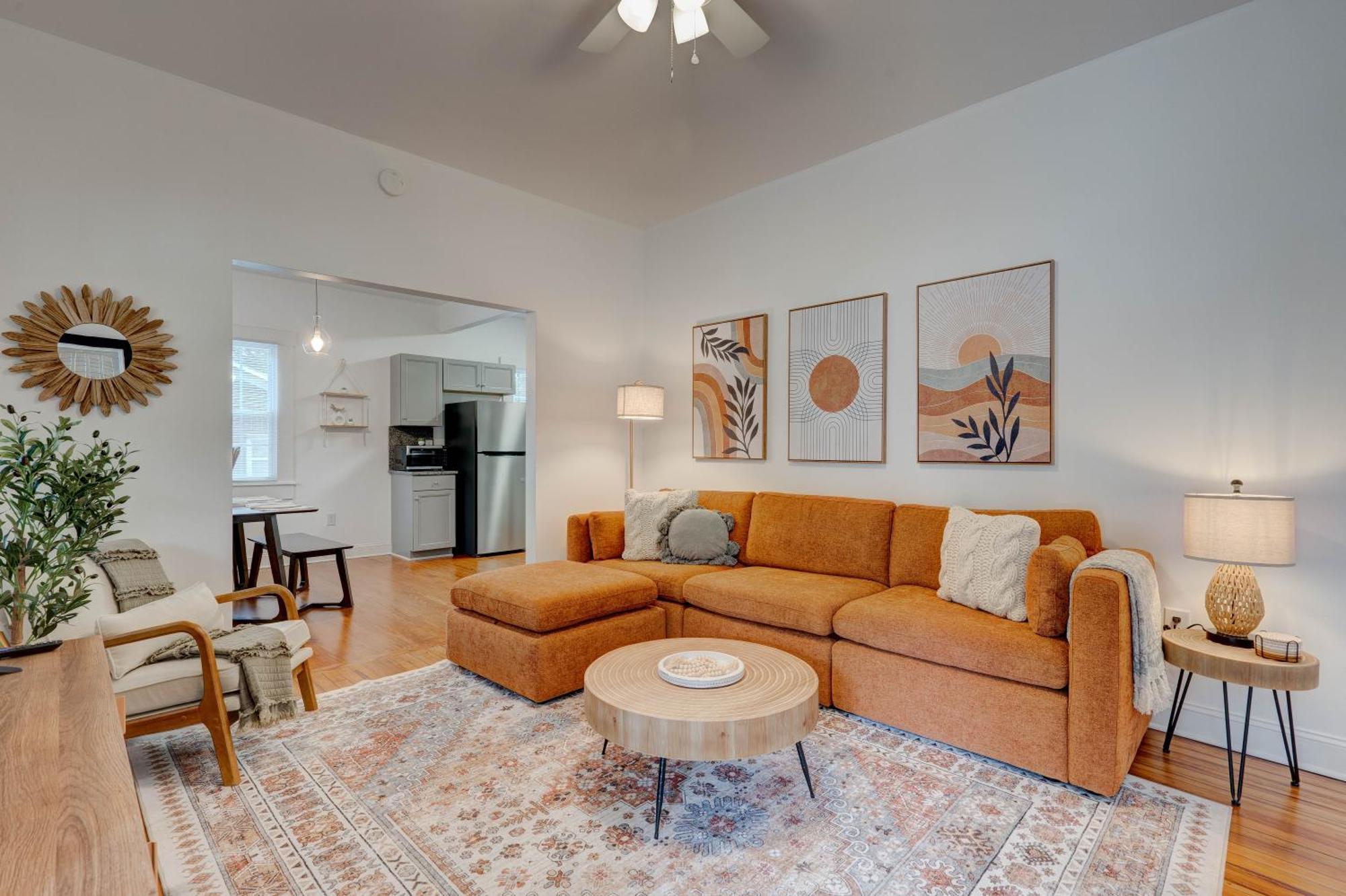 Peaceful Park Circle Getaway * Charleston