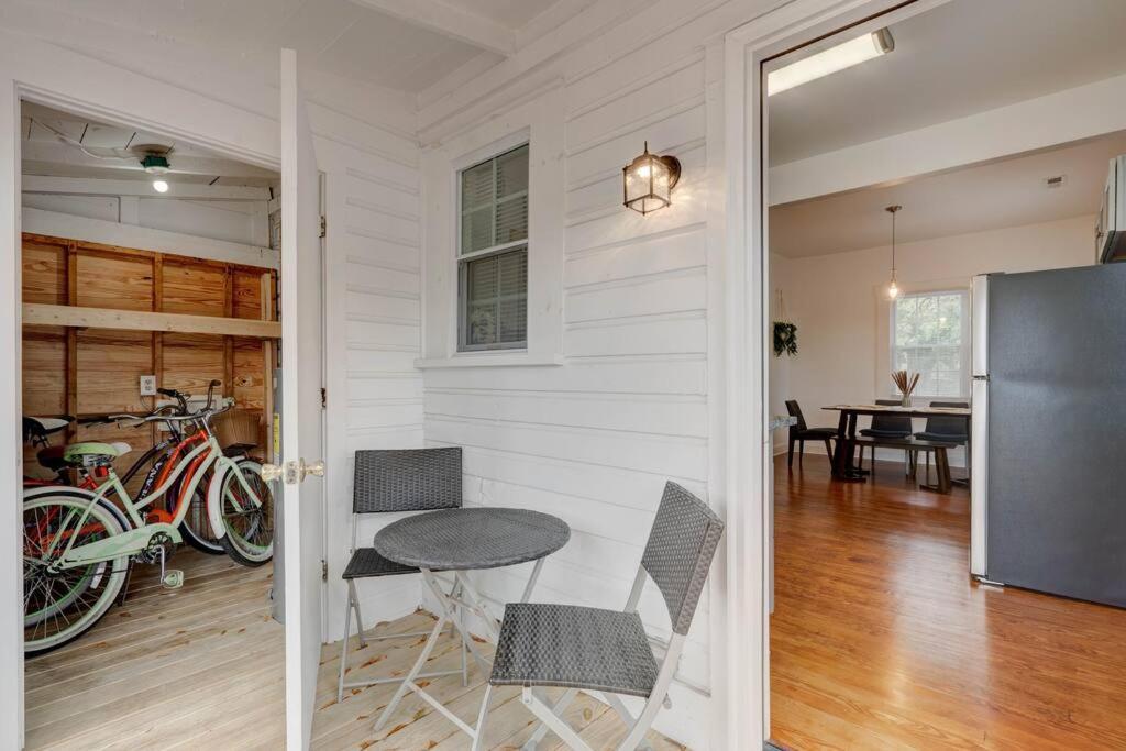 Peaceful Park Circle Getaway Holiday home Charleston