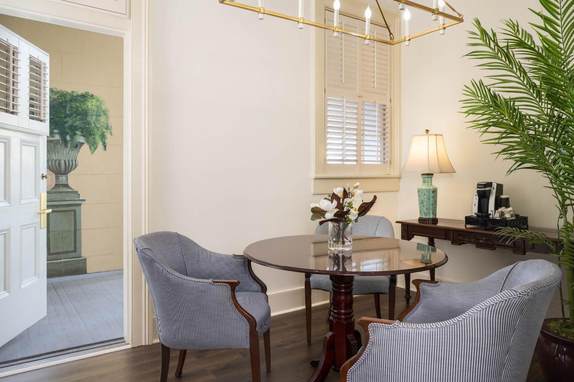 The Jasmine House Bed & Breakfast Charleston