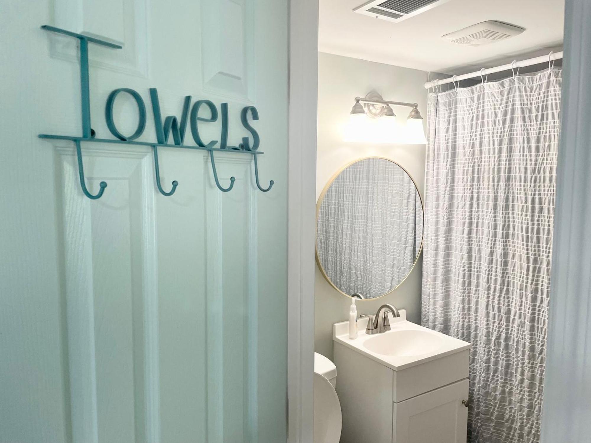 Holiday home Pet- & Kid-equipped 2 Bedroom Near Downtown