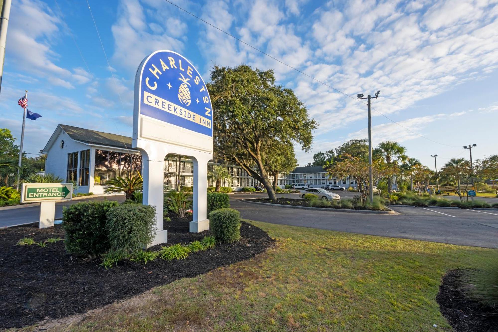 Motel Creekside 3*