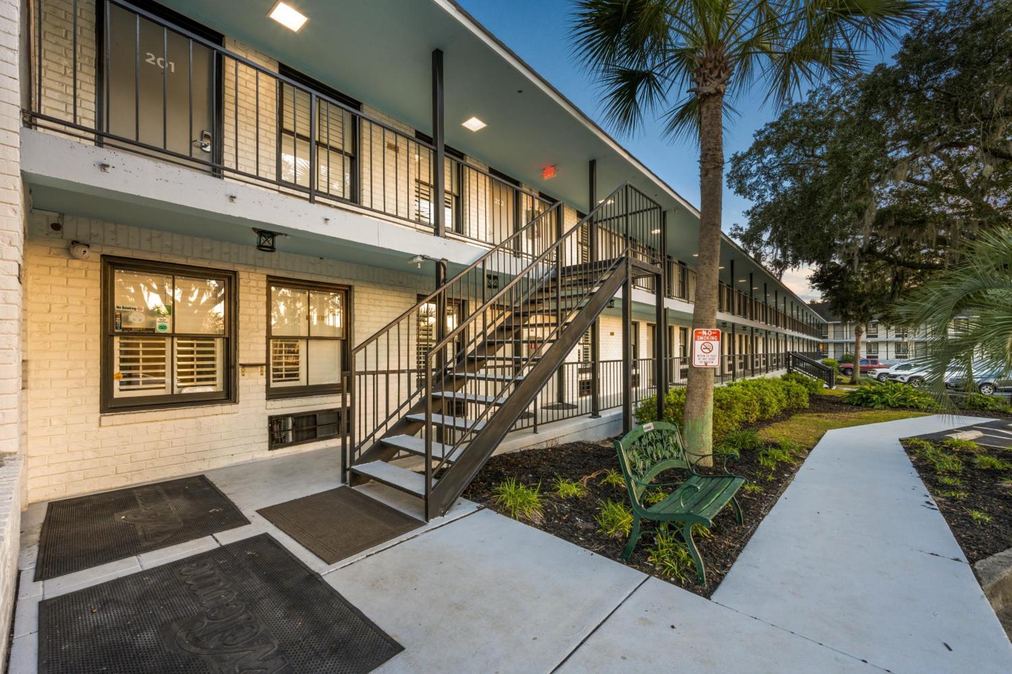Creekside Charleston