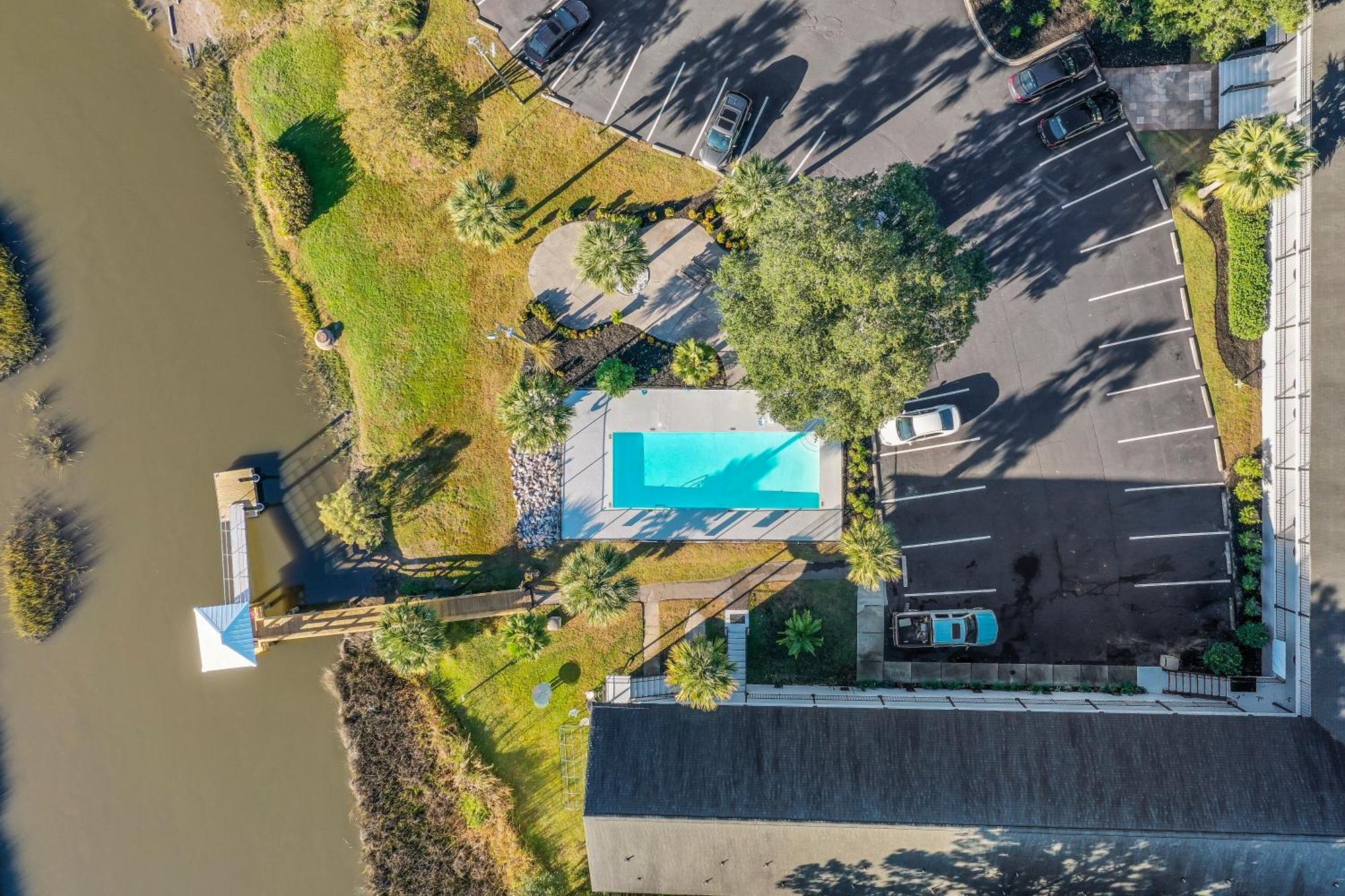 Creekside 3* Charleston