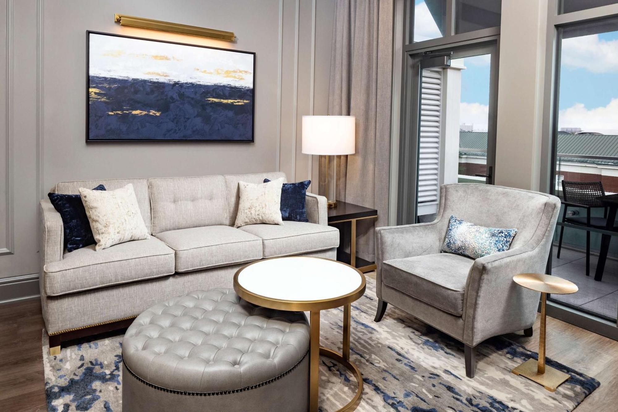 Hilton Club Liberty Place Hotel 3*