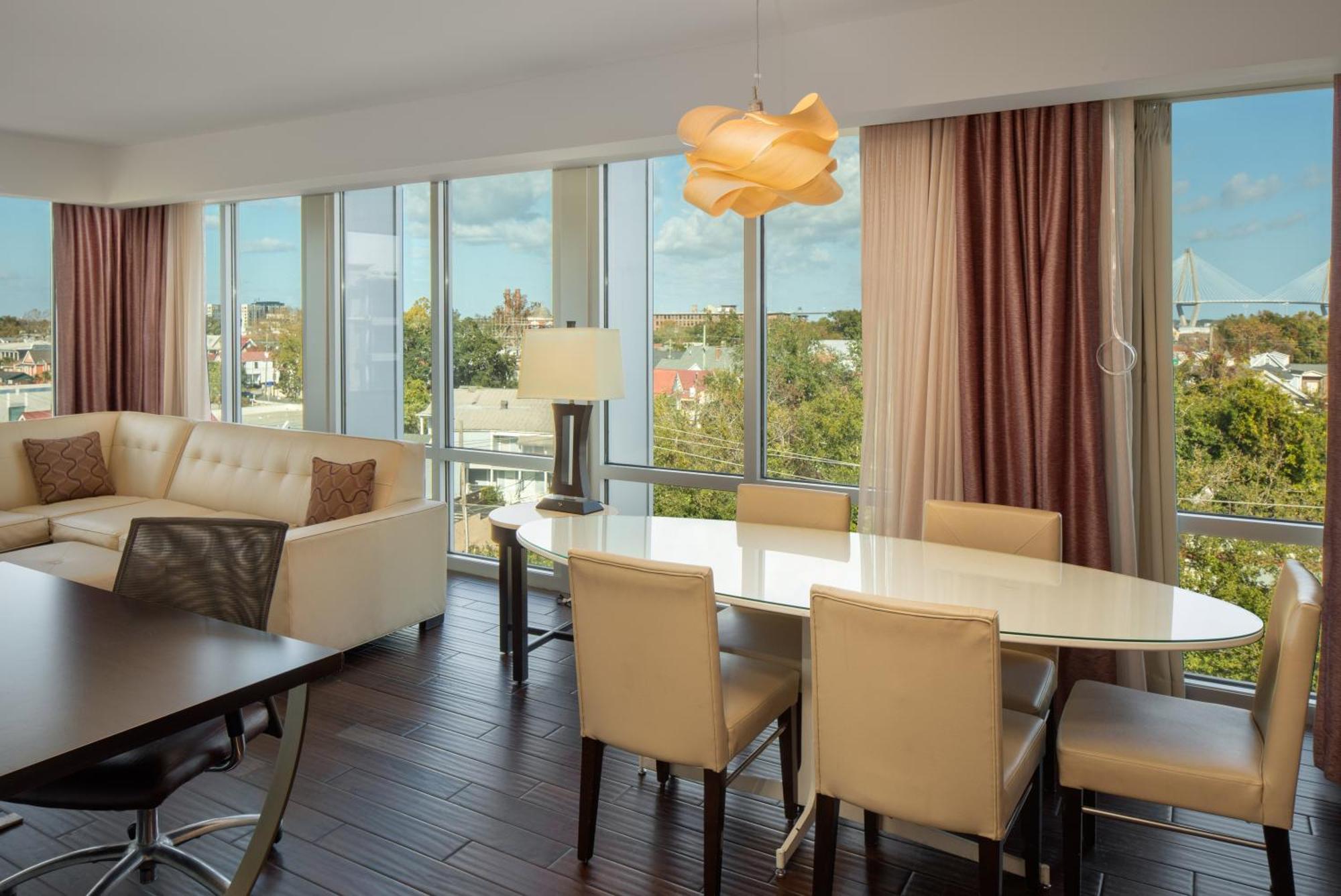 Live Oak, Historic District, A Tribute Portfolio Hotel