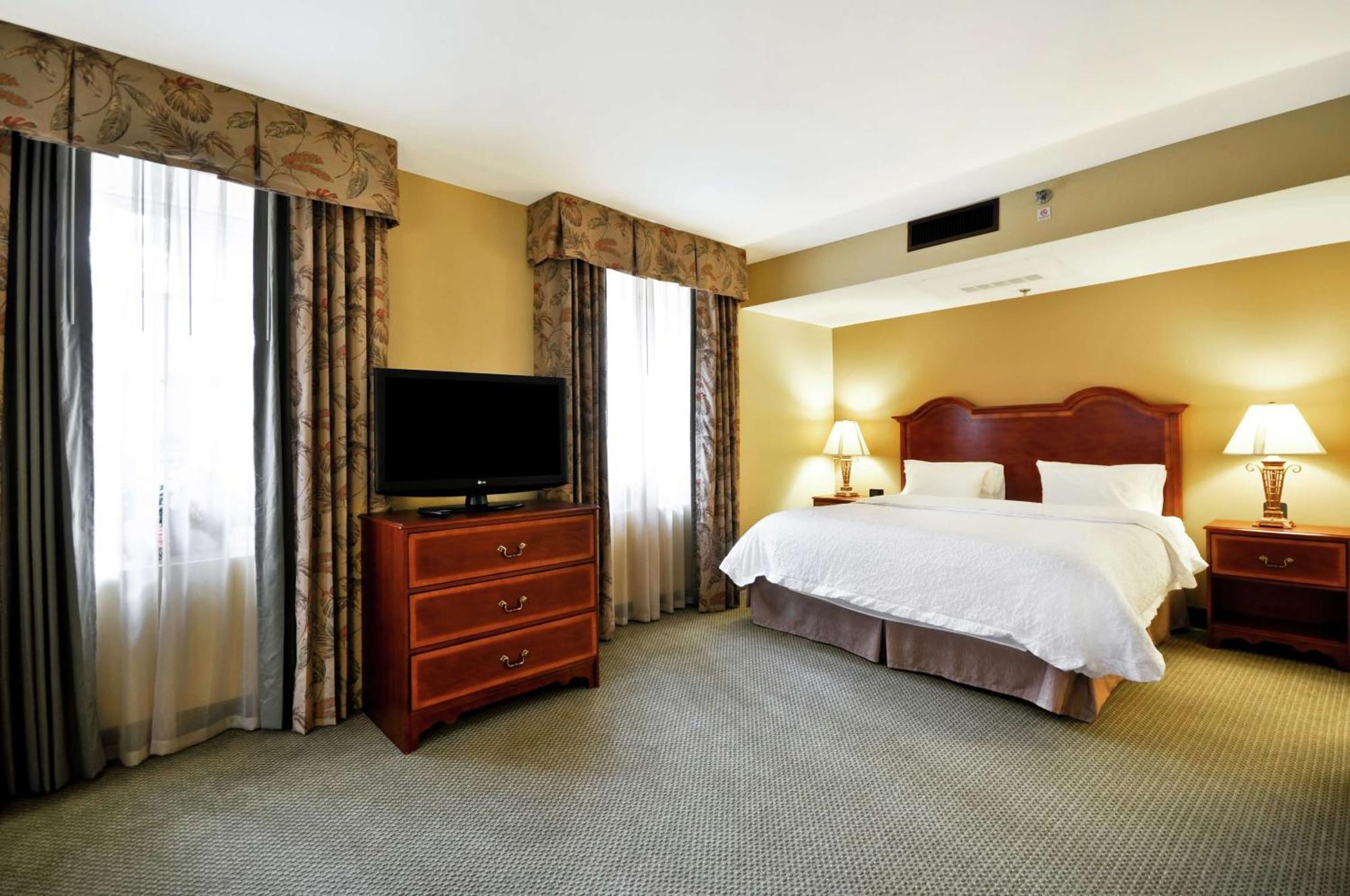 Hampton Charleston-historic District 3*