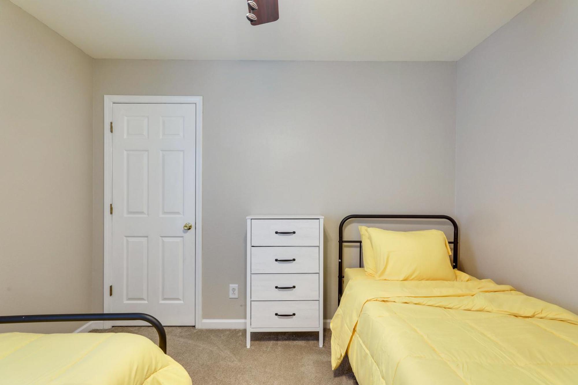 Charming North Townhome - Pets Welcome! Holiday home Charleston