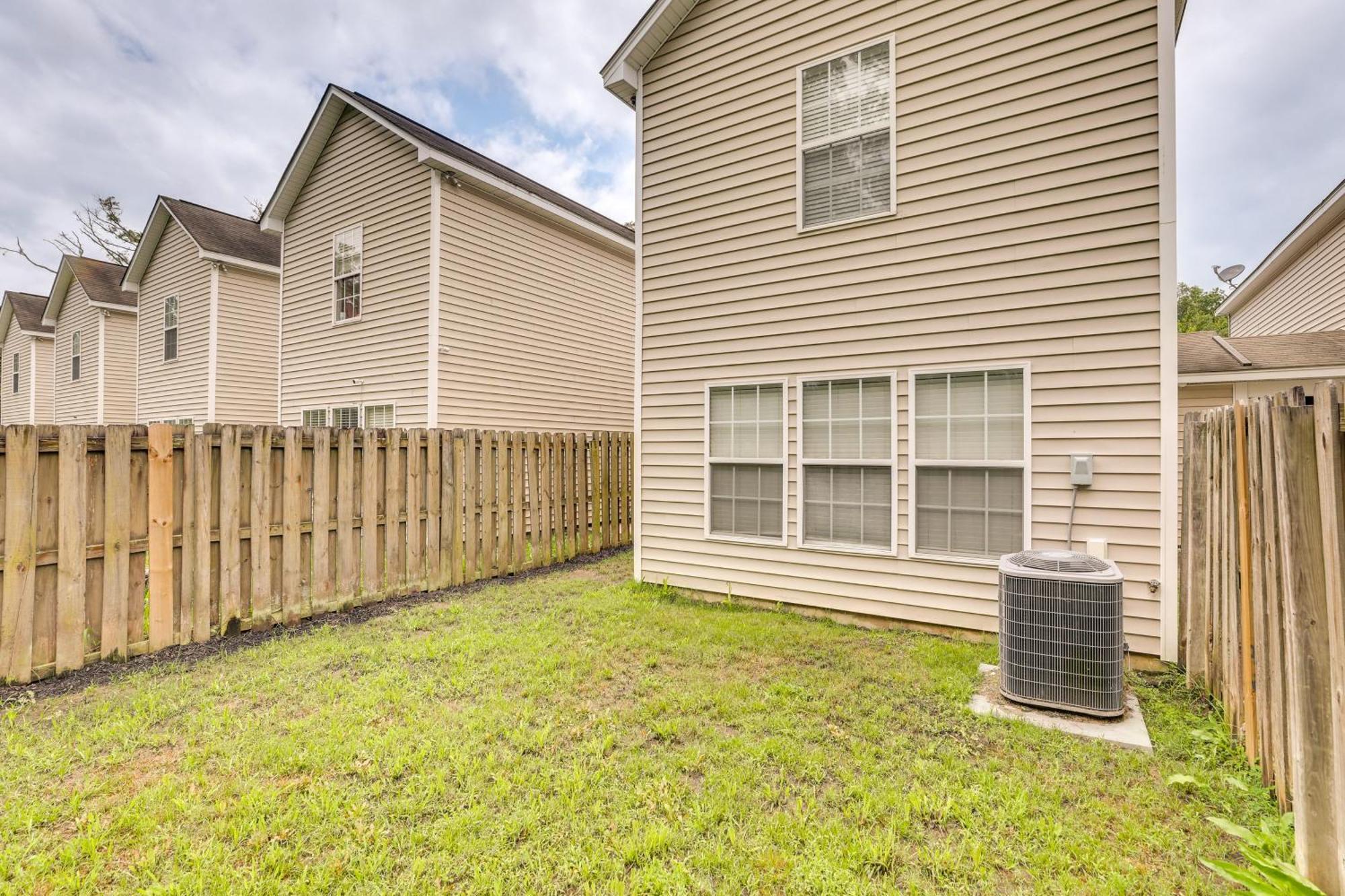 Charming North Townhome - Pets Welcome! * Charleston