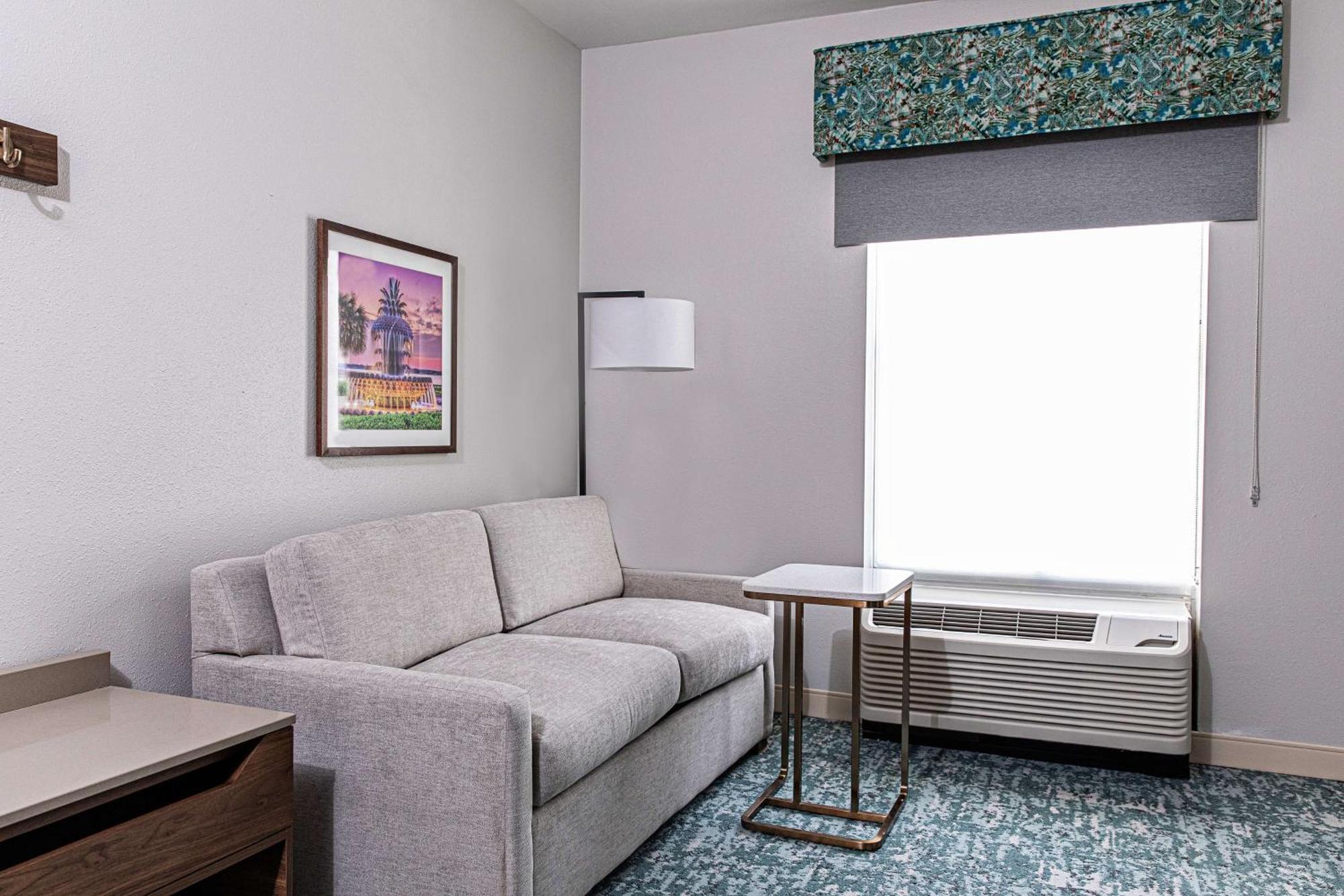 Hampton & Charleston-west Ashley Hotel 3*