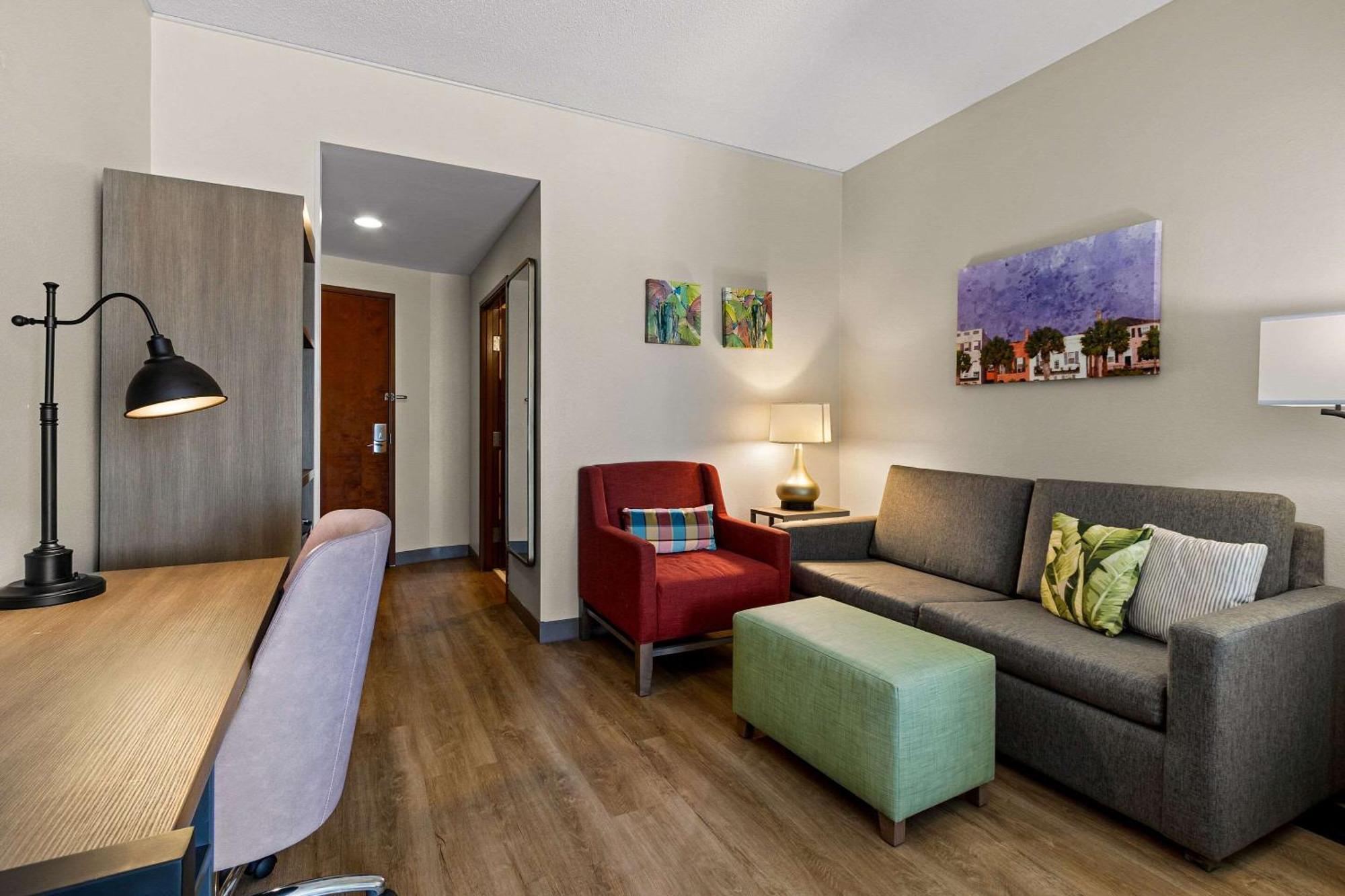 Hotel Comfort West Ashley