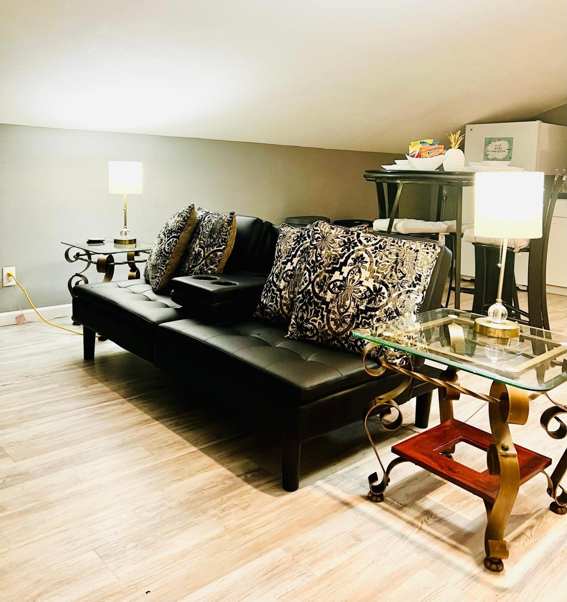 Guest house Loft Guest 1 Bedroom Charleston