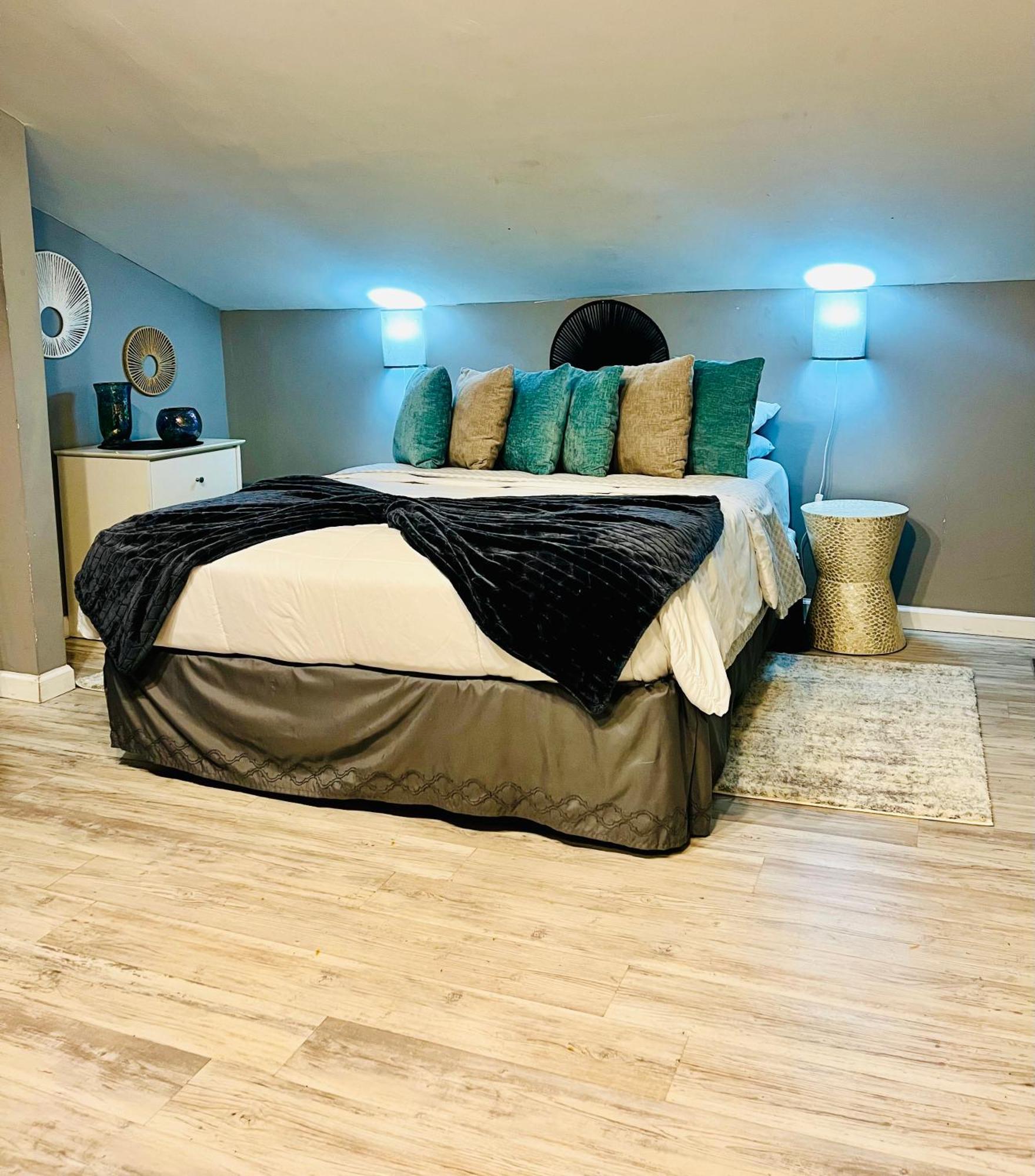 Loft Guest 1 Bedroom