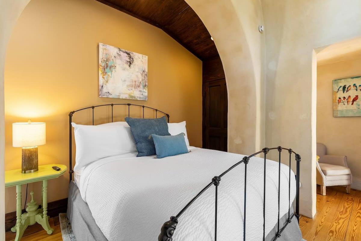 Apartment European In The Heart Of Charleston