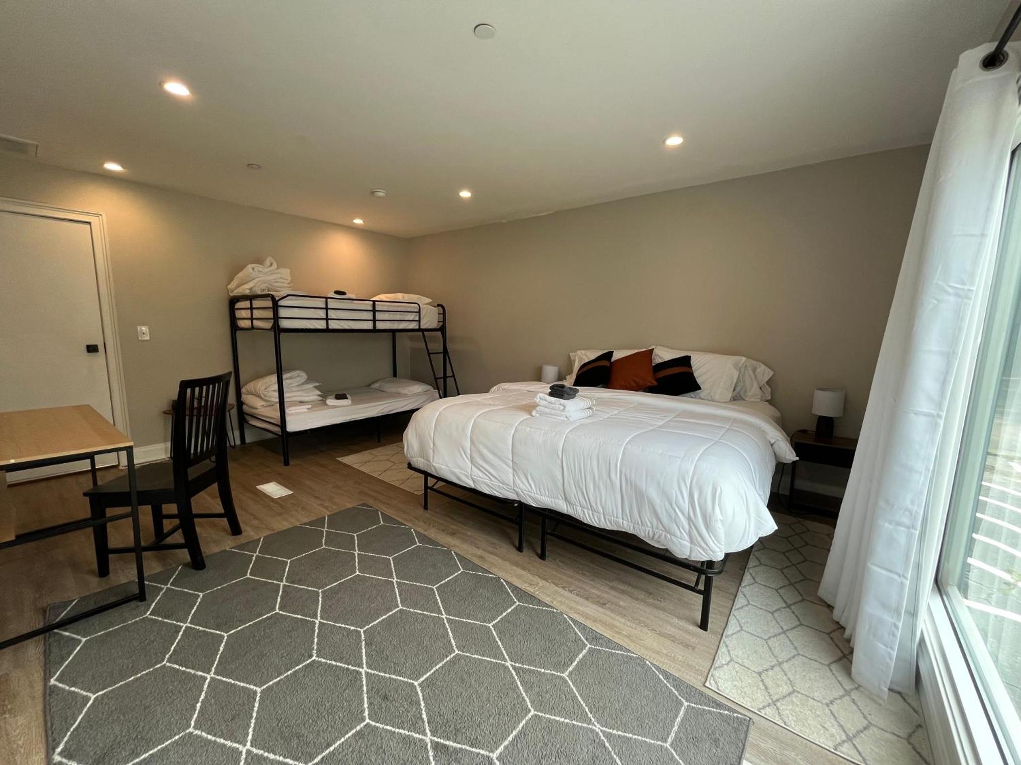 The Drift Homestay Charleston