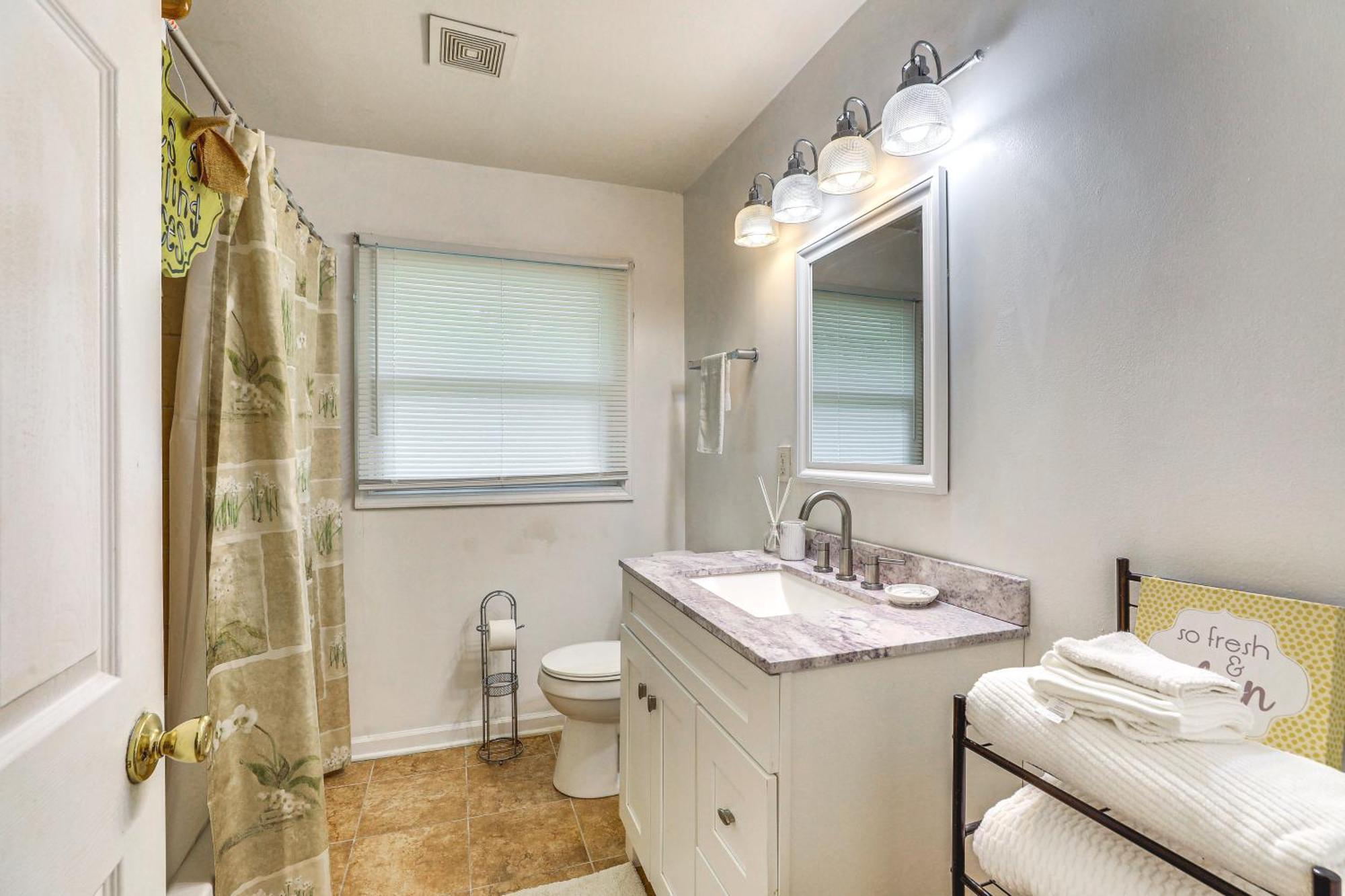 Holiday home Serene Near Airport Pets Welcome! Charleston