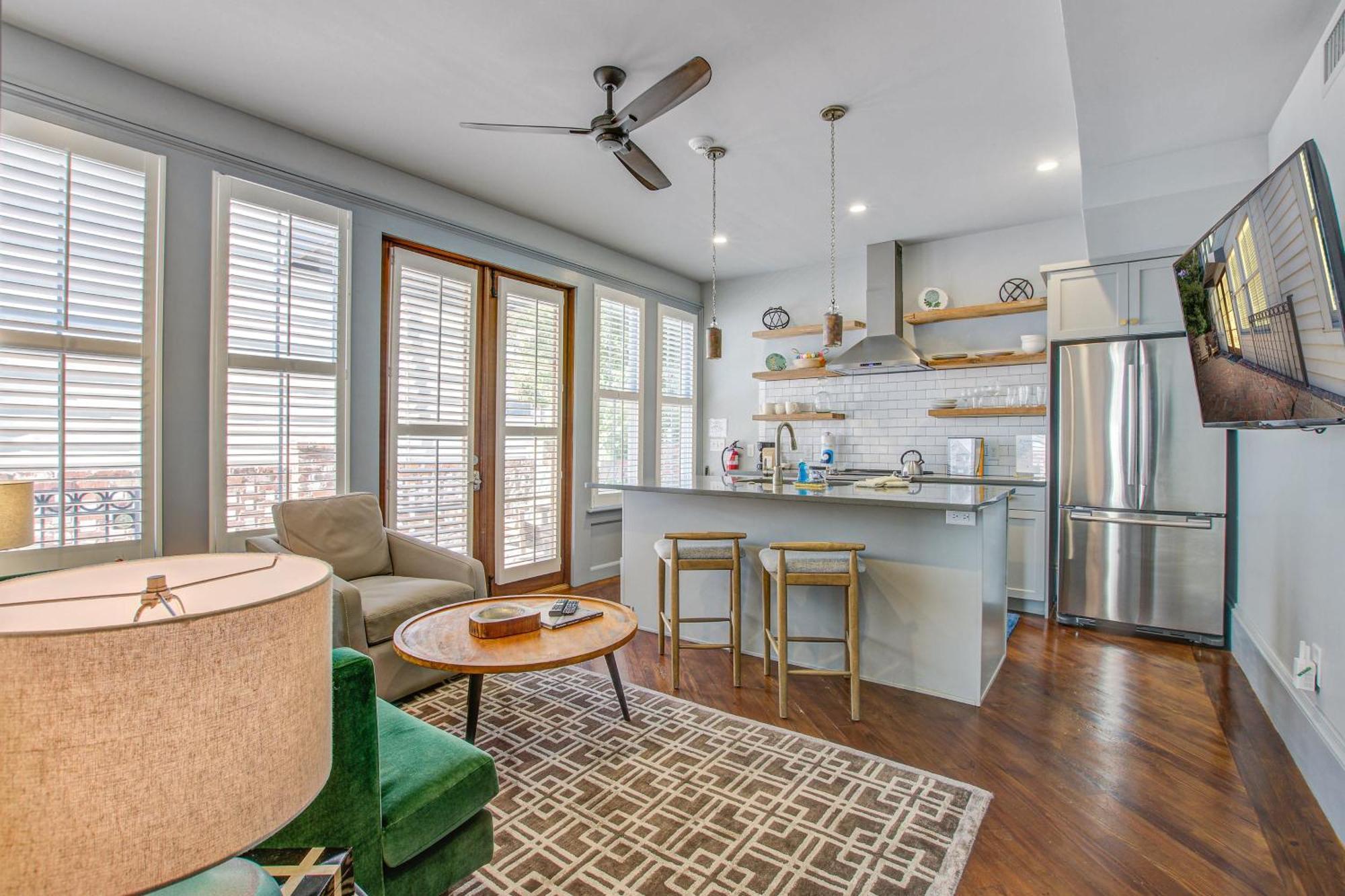 15 Cannon Apartment Charleston
