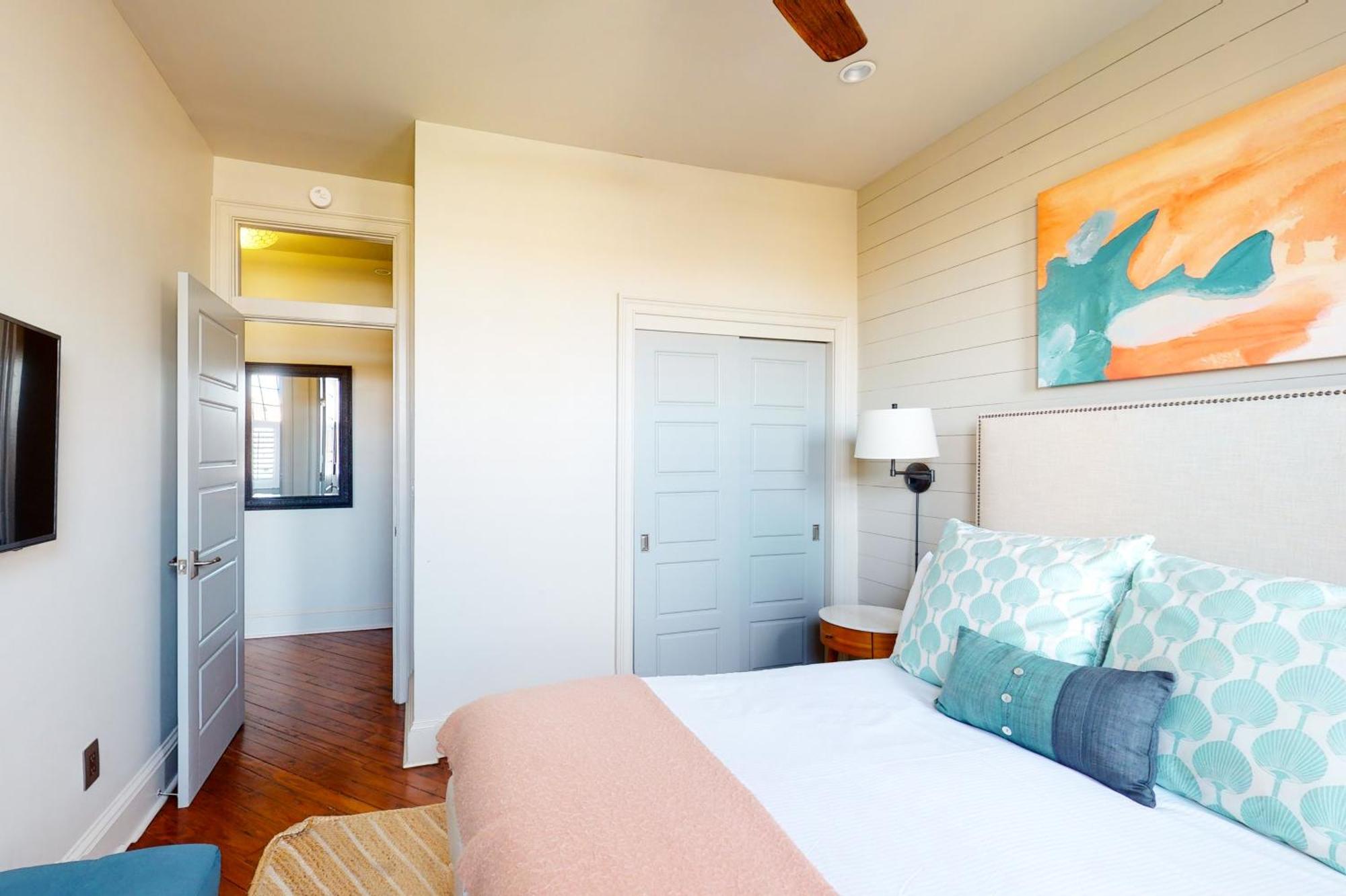 563 King Holiday home