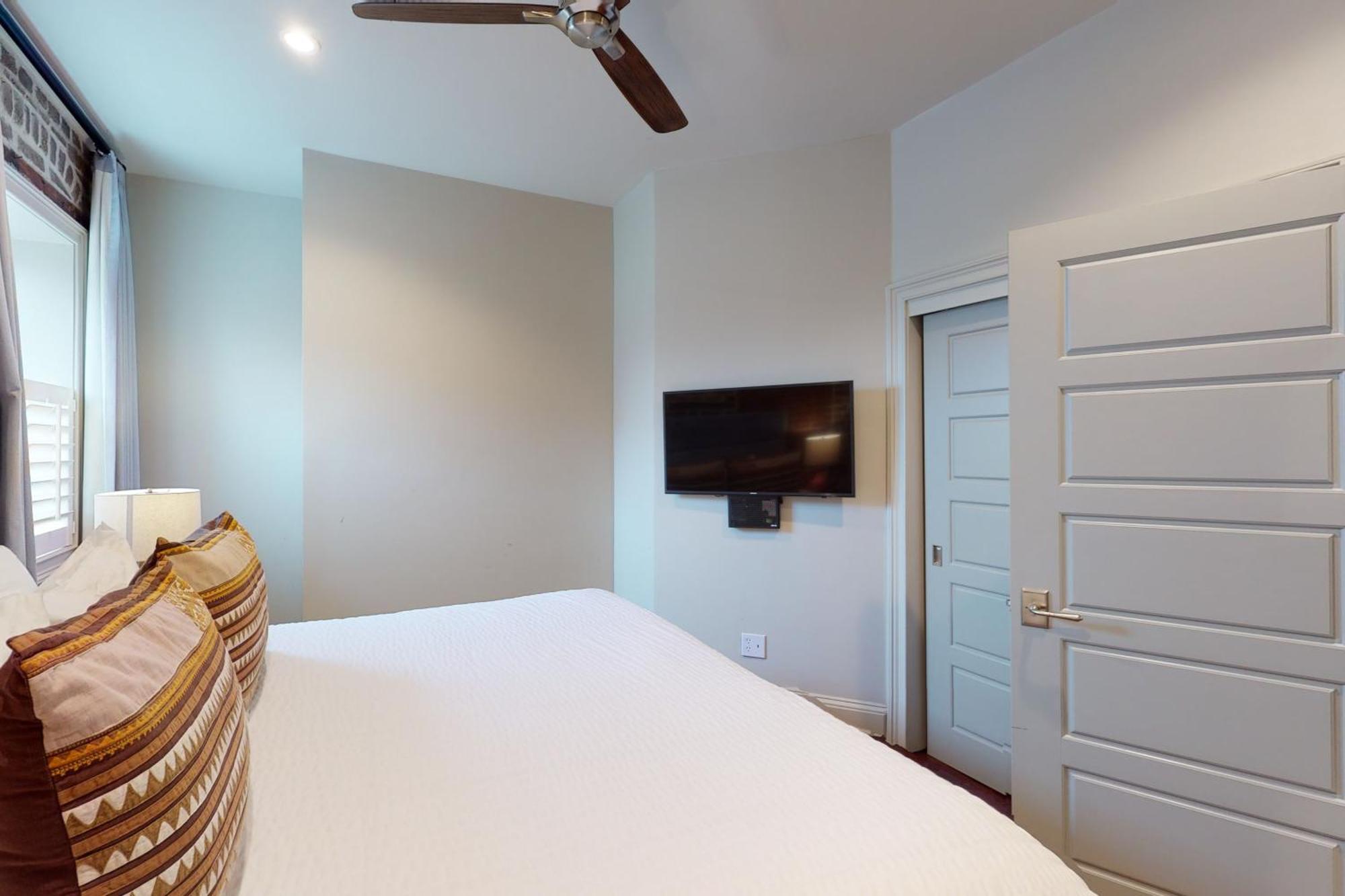 563 King Holiday home