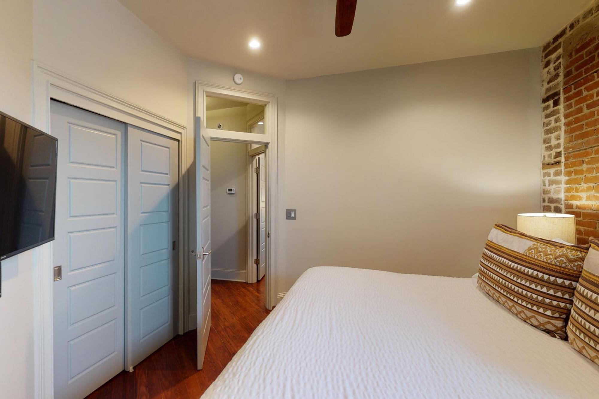 563 King Holiday home *