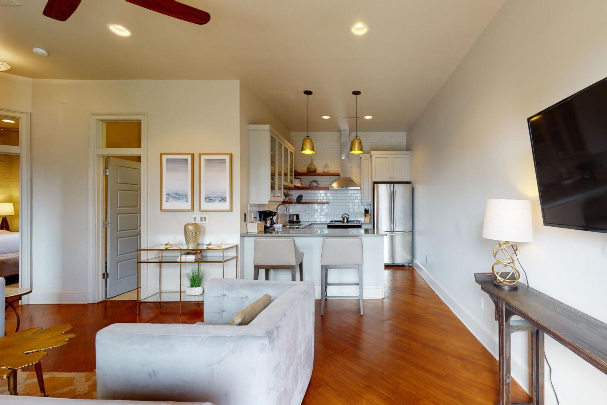 563 King Holiday home *