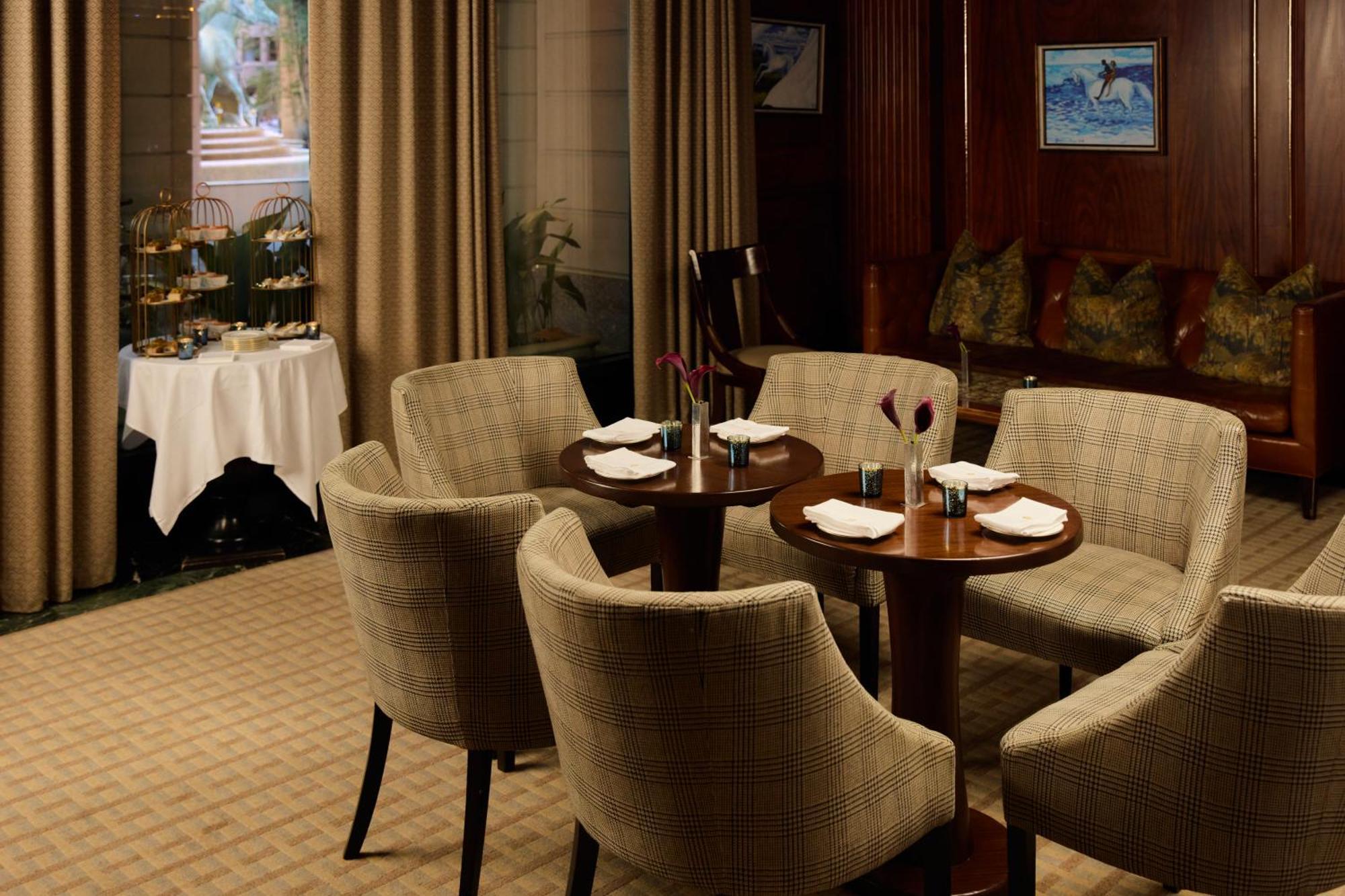 Hotel The Place