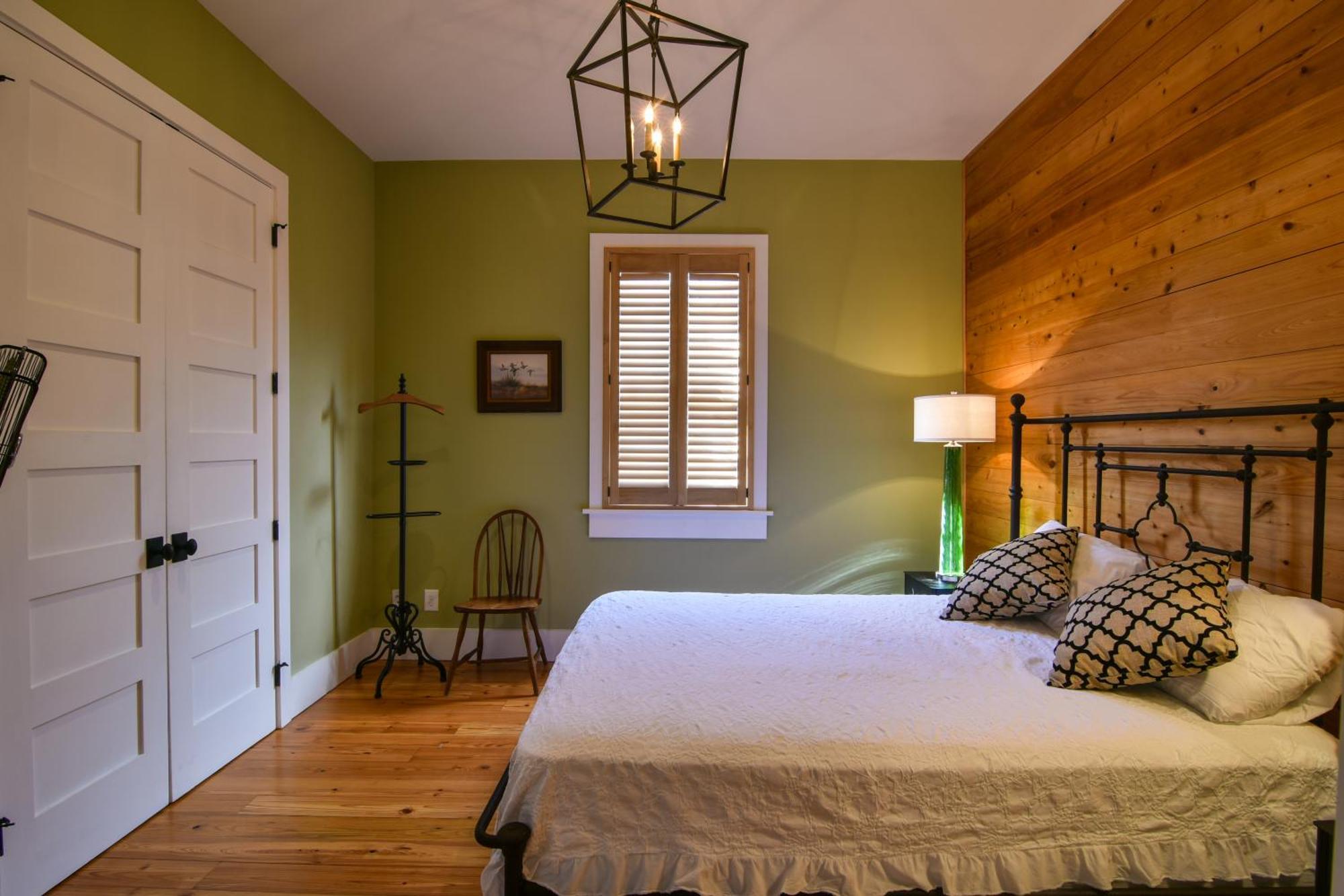The Charlestonian Charleston