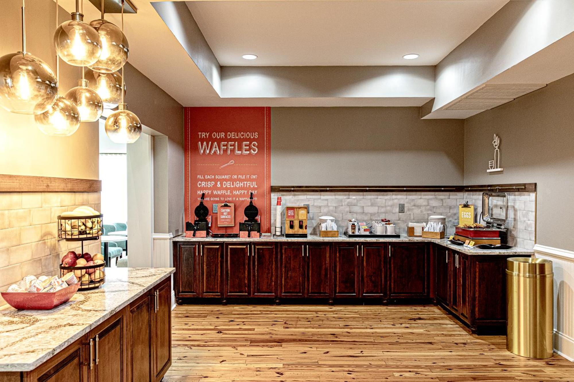 Hotel Hampton & Charleston-west Ashley 3*