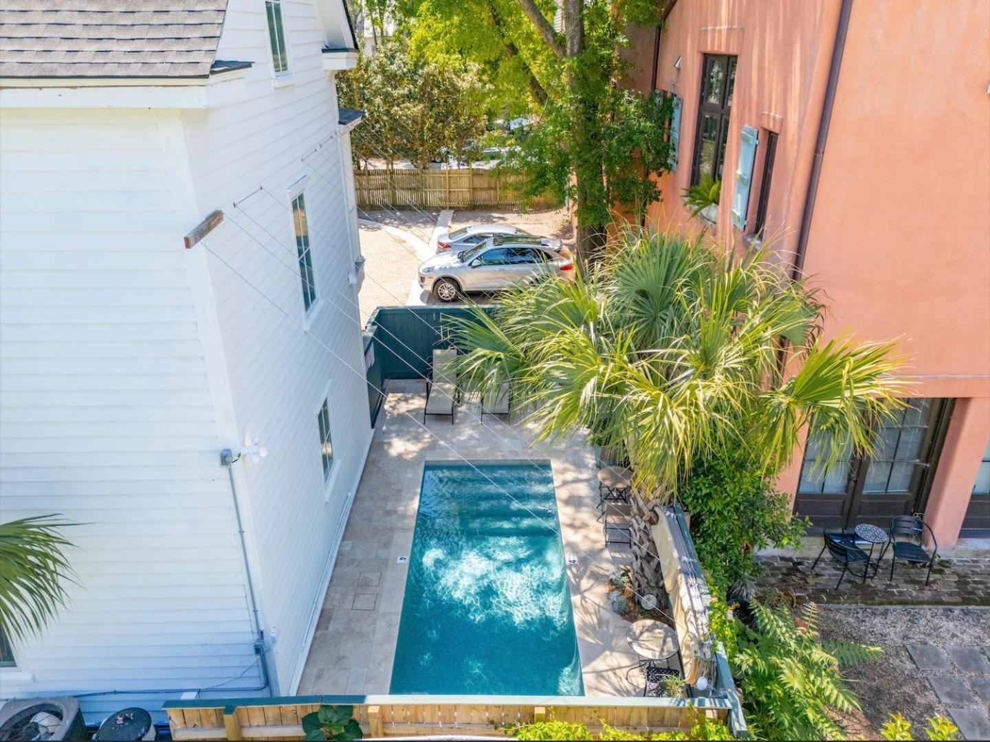 Luxurious Private In Downtown Charleston