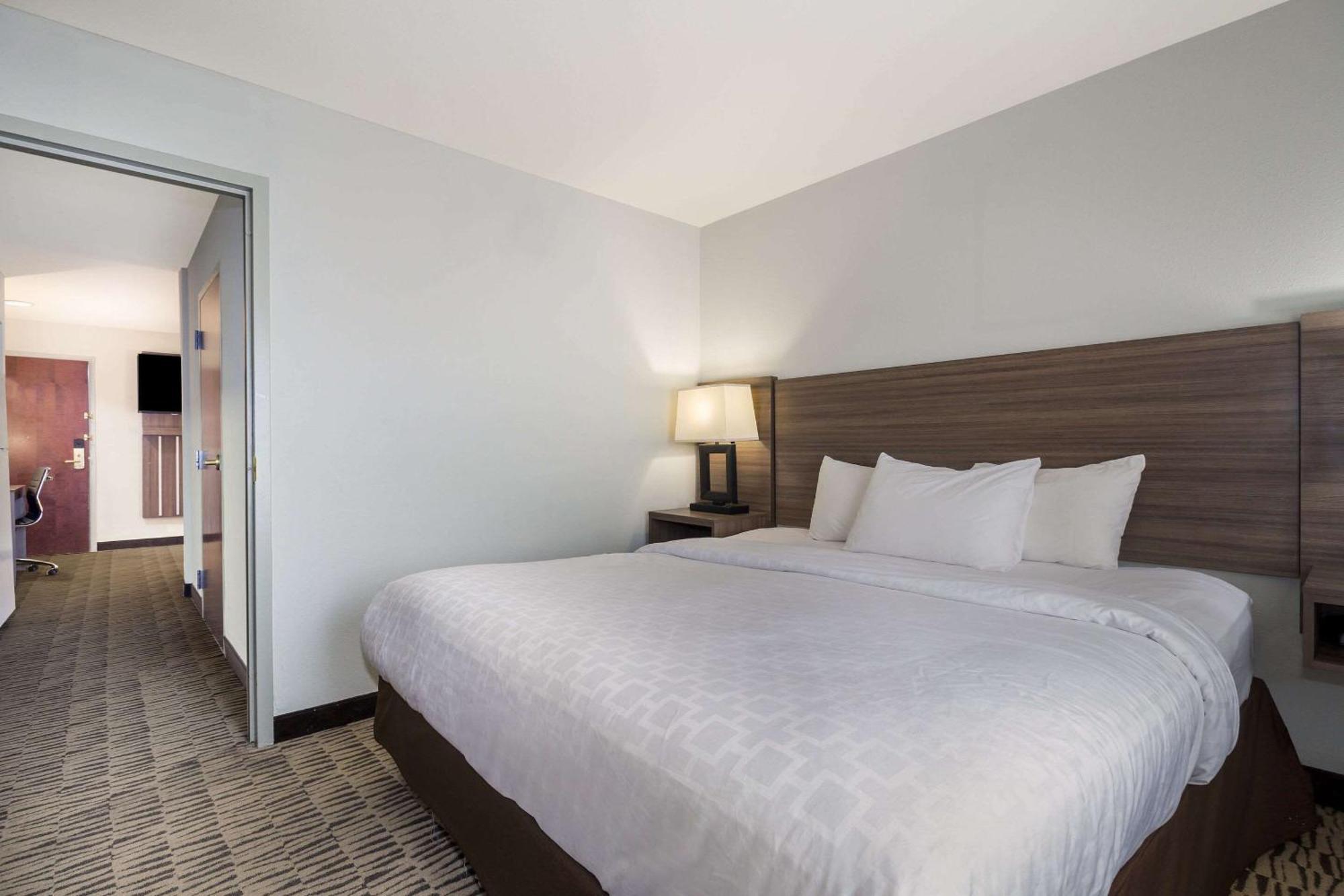 Clarion Pointe - West Ashley Hotel Charleston
