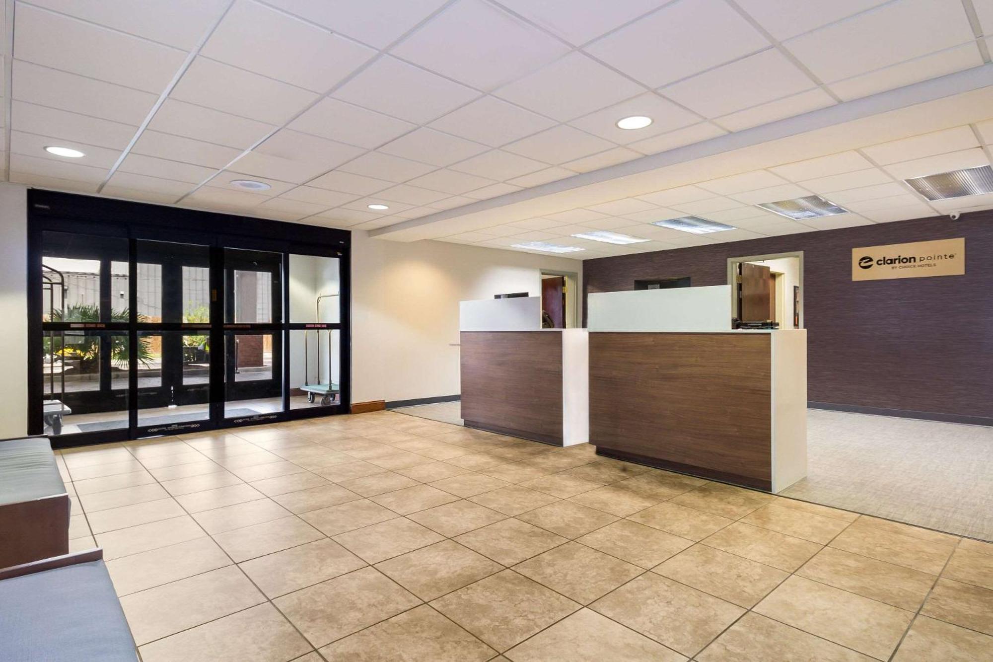 Clarion Pointe - West Ashley Hotel Charleston