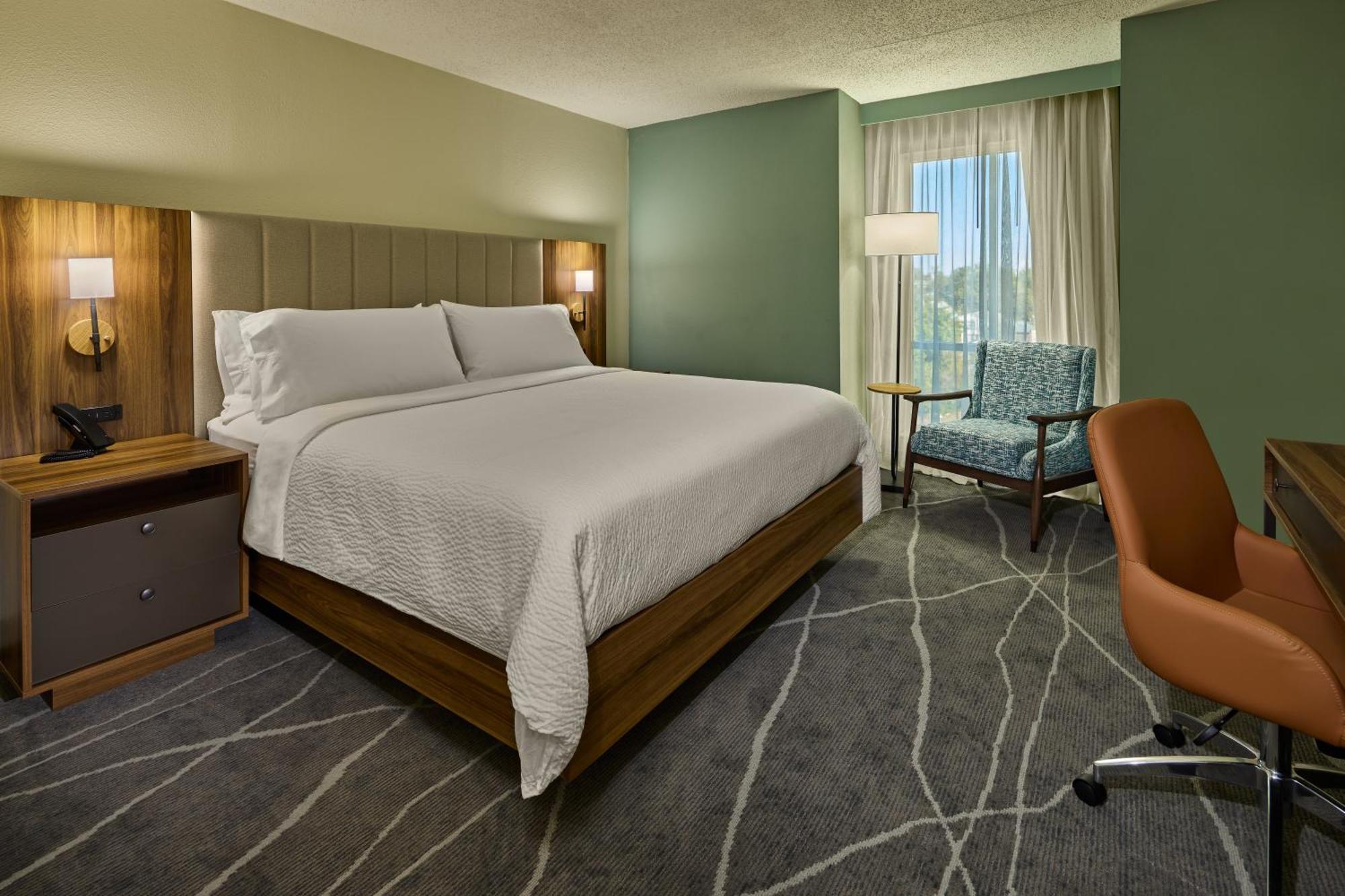 Express & Dwtn -westedge By Ihg 3* Charleston