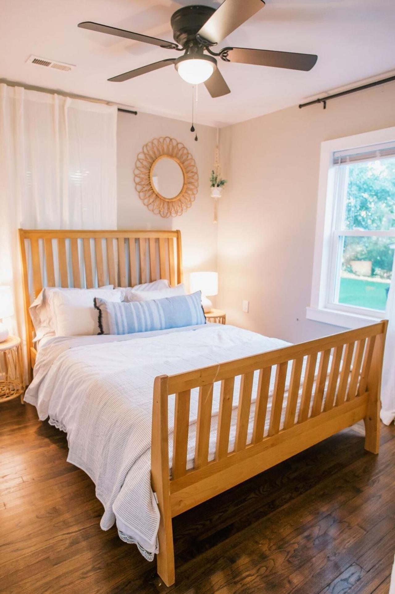 Convenient To Park Circle And Downtown Holiday home *