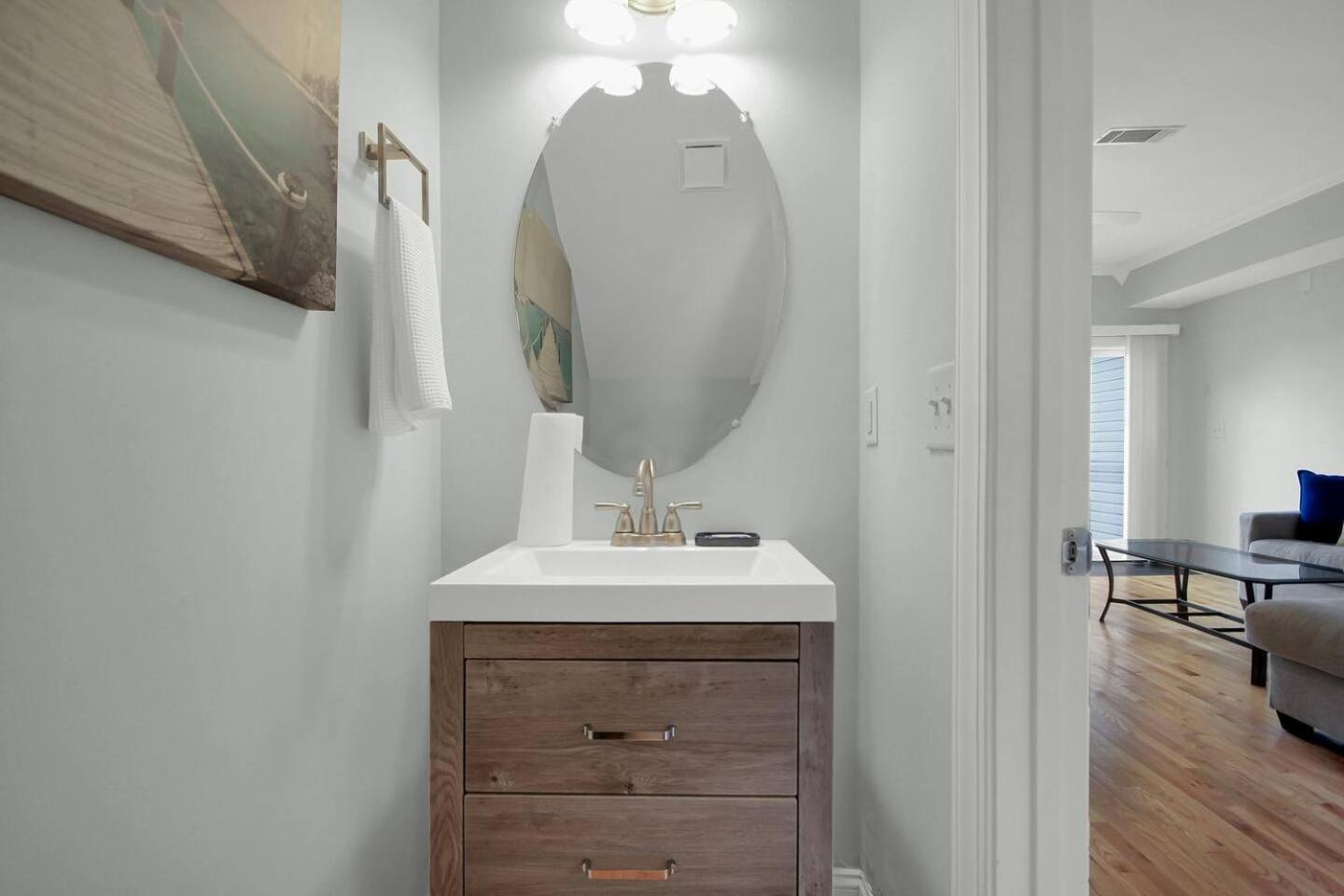 Lakefront 3br Townhome W Stunning Views! Charleston