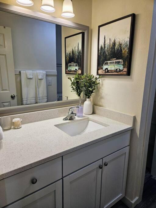 Madrona's A Holiday home