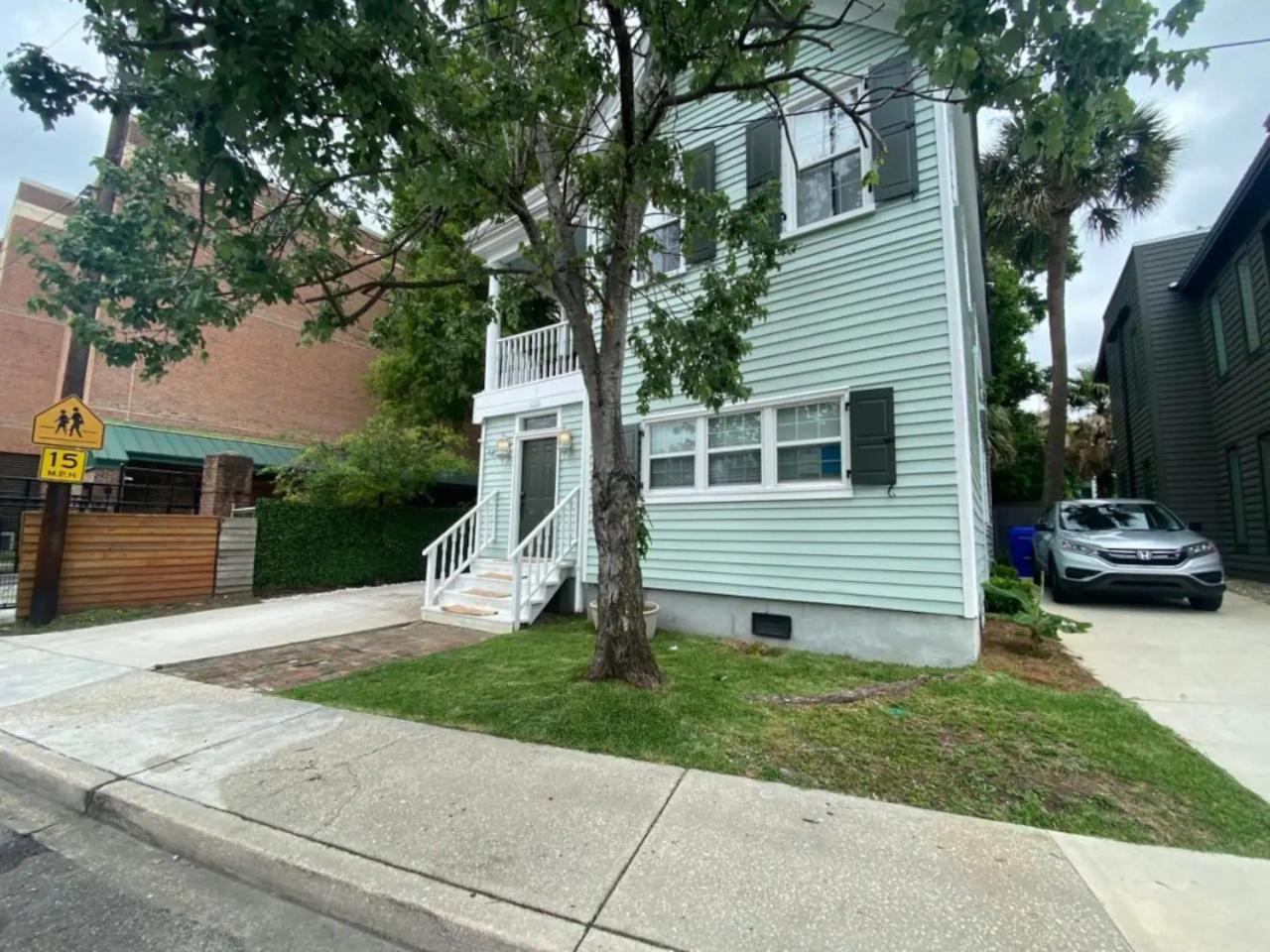 Holiday home Lovely & Historical 3br - Balcony - Location