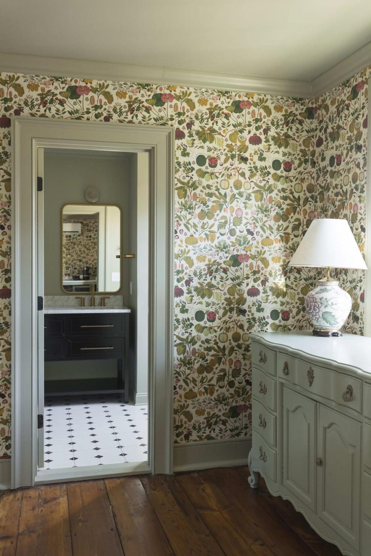 The Nicholas Veranda King - Walk To King Bed & Breakfast *