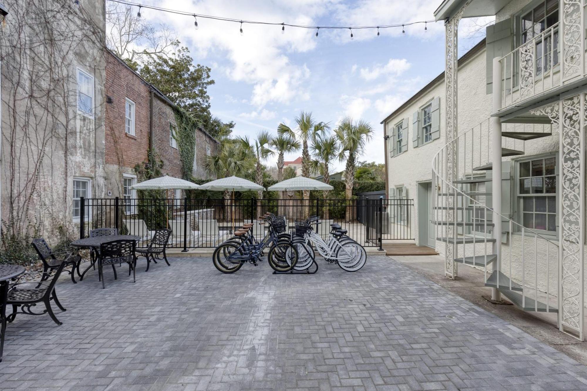 The Nicholas Carriage King 1 Block To King Bed & Breakfast Charleston