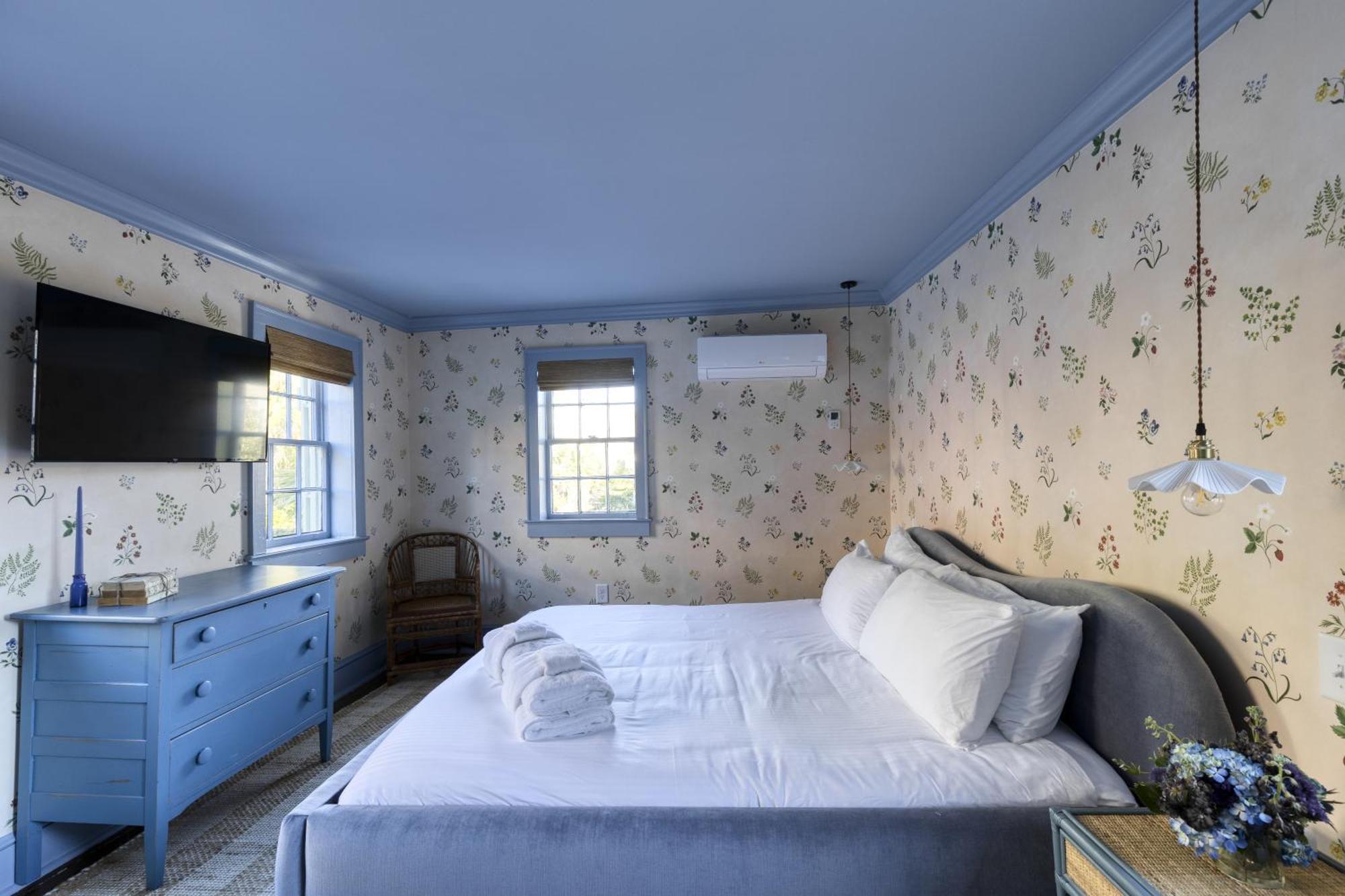 The Nicholas Bed & Breakfast *