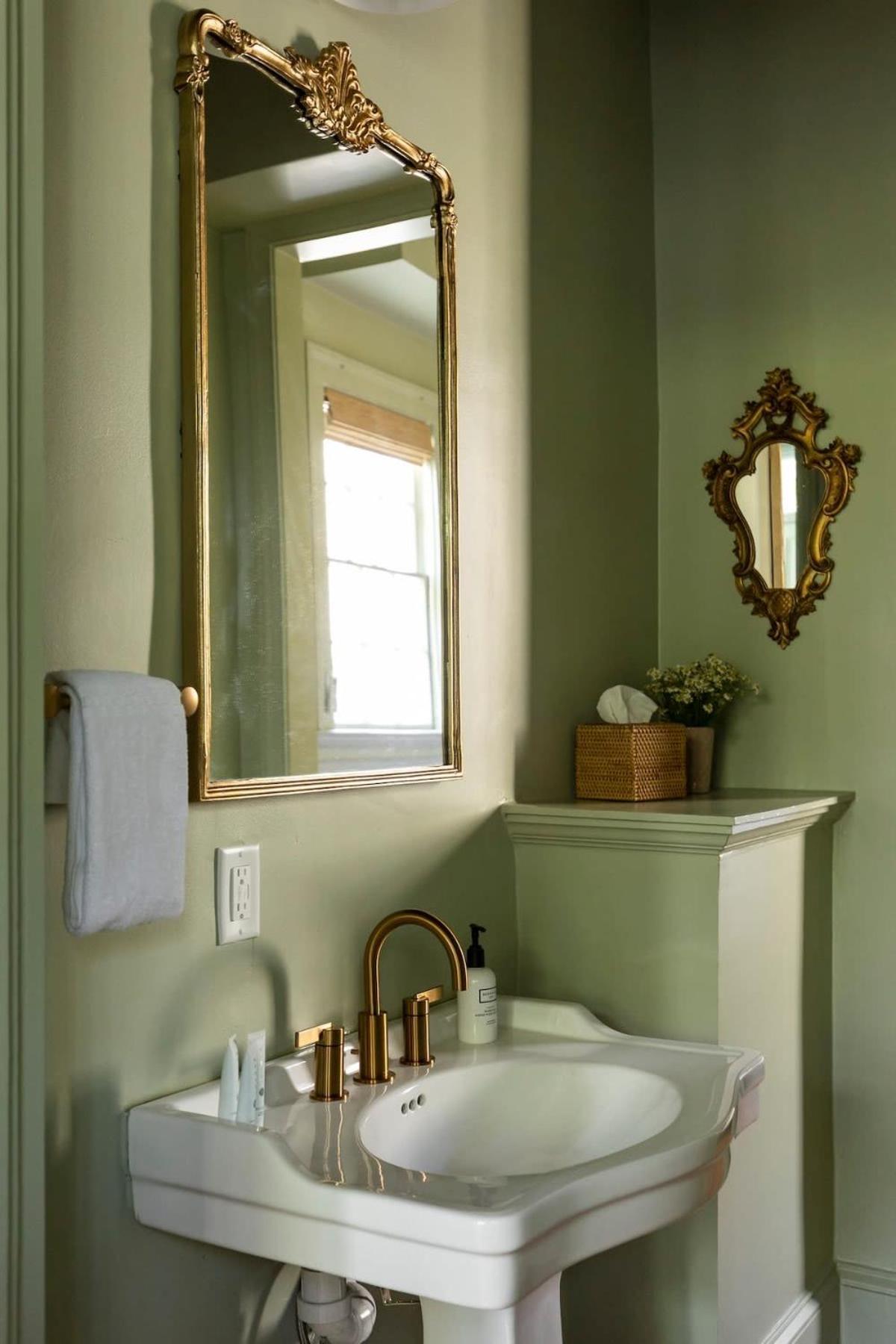 Innkeepers Quarters Queen With Breakfast *