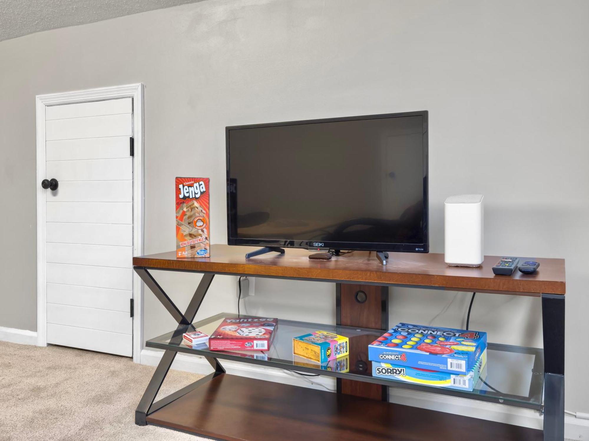 Cozy Away From - Pet-friendly, King Bed * Charleston