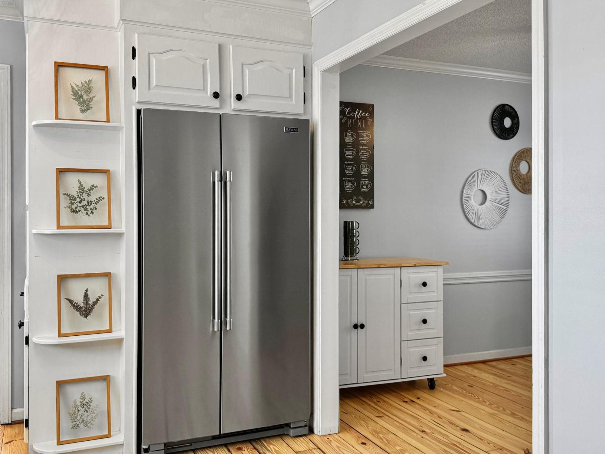 Cozy Away From - Pet-friendly, King Bed