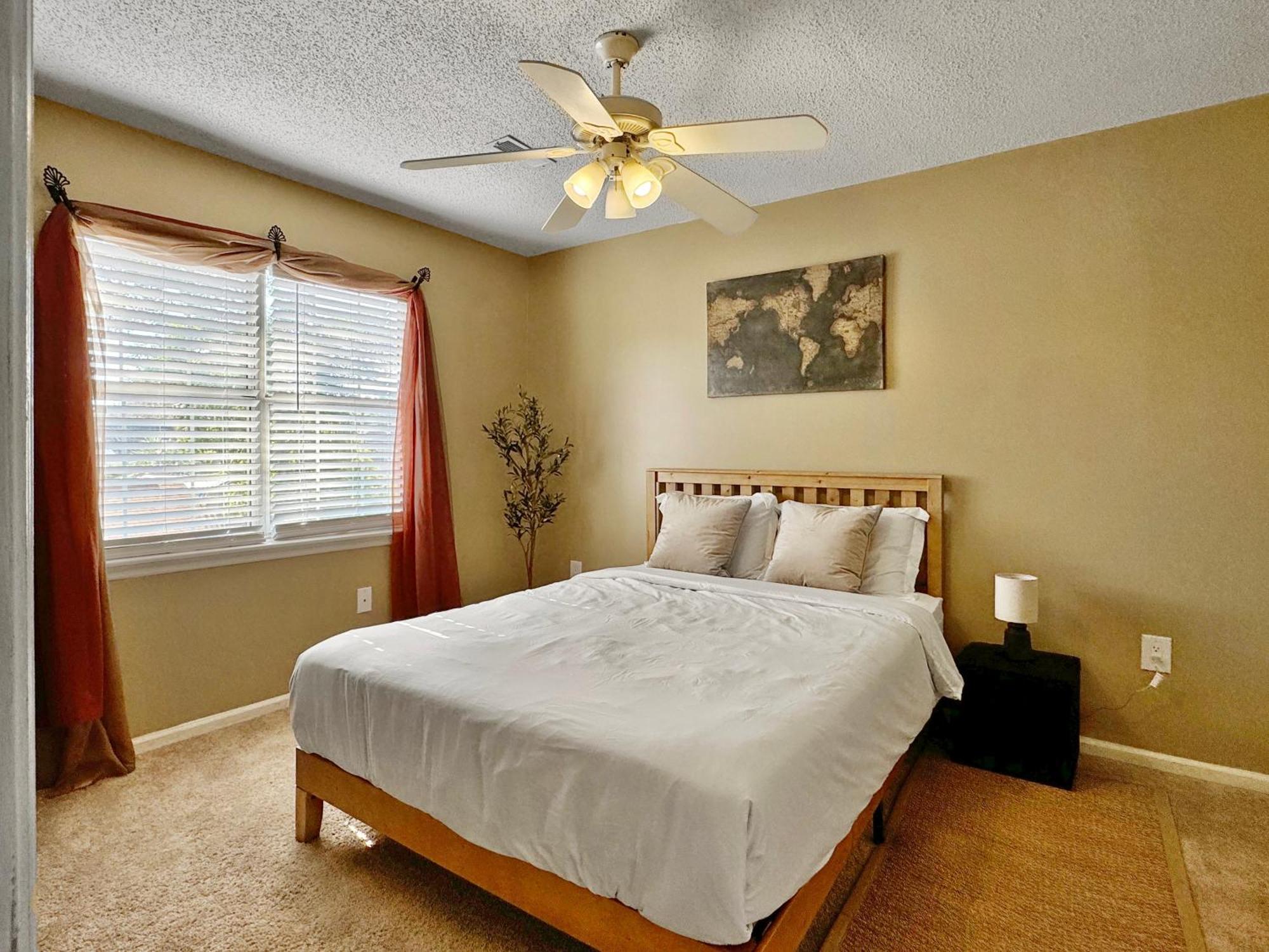 Holiday home Cozy Away From - Pet-friendly, King Bed