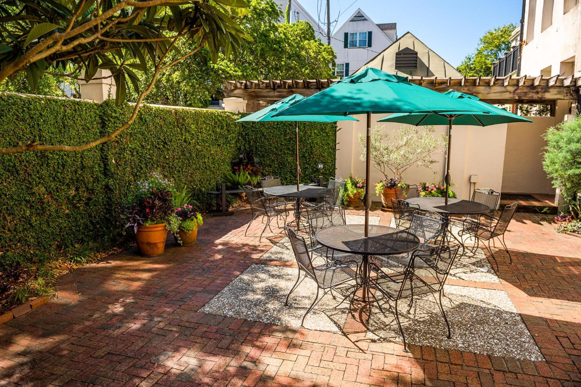 Kings Courtyard Charleston